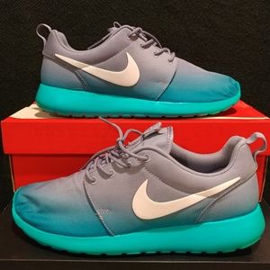 Nike Rosherun Print Gradient WMNS sz 9